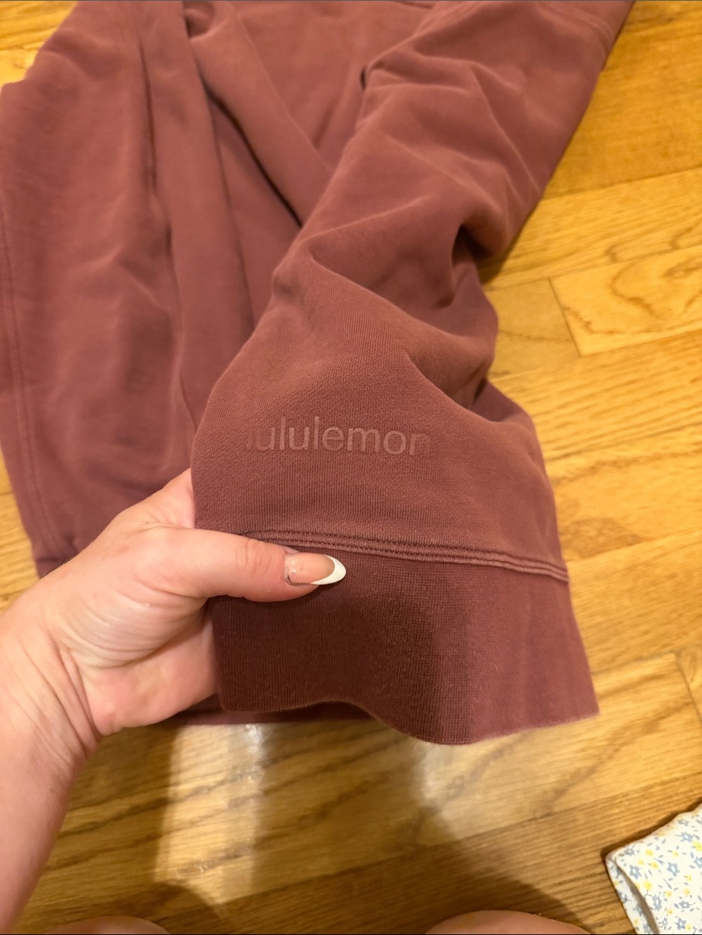 lululemon athletica Mauve Plum Crewneck Sweatshirt - Picture 2 of 2